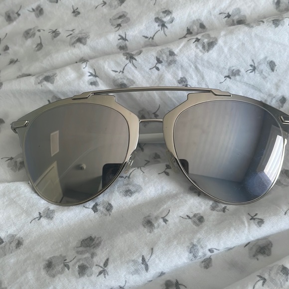 Dior Reflected Sunglasses (Authentic) - Picture 1 of 9